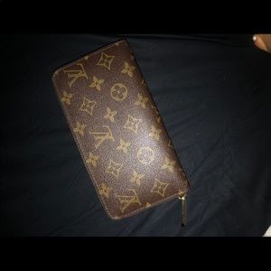 Louis vuitton wallet